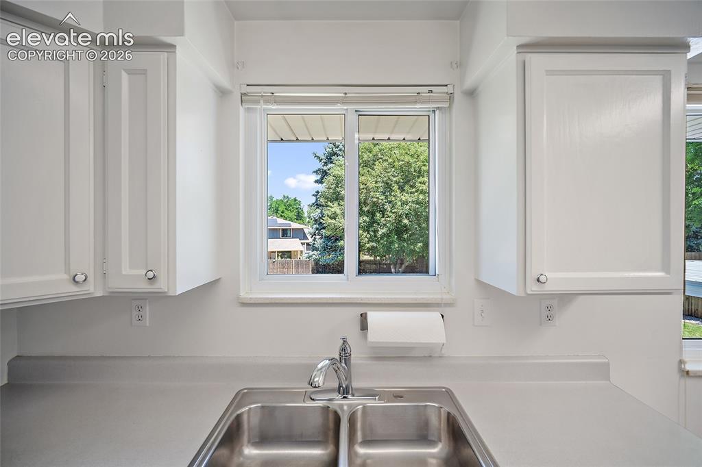 4695 W Stanford Avenue Denver CO 80236