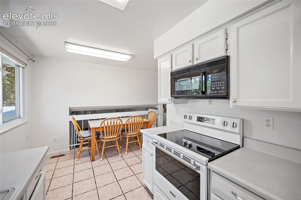 4695 W Stanford Avenue Denver CO 80236