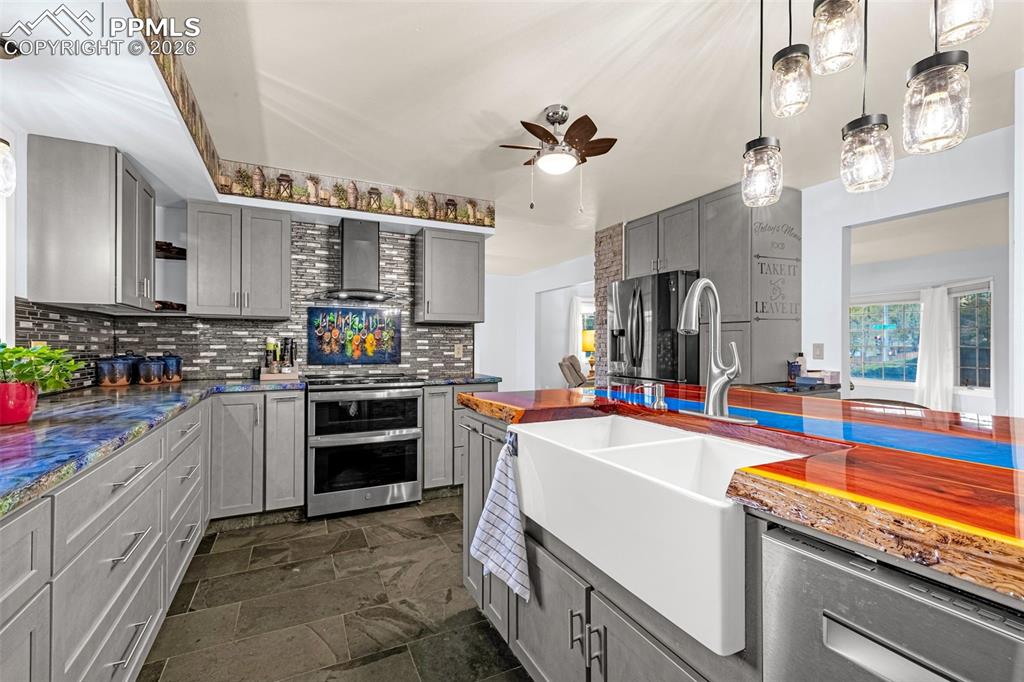 4307 Valli Vista Road Colorado Springs CO 80915
