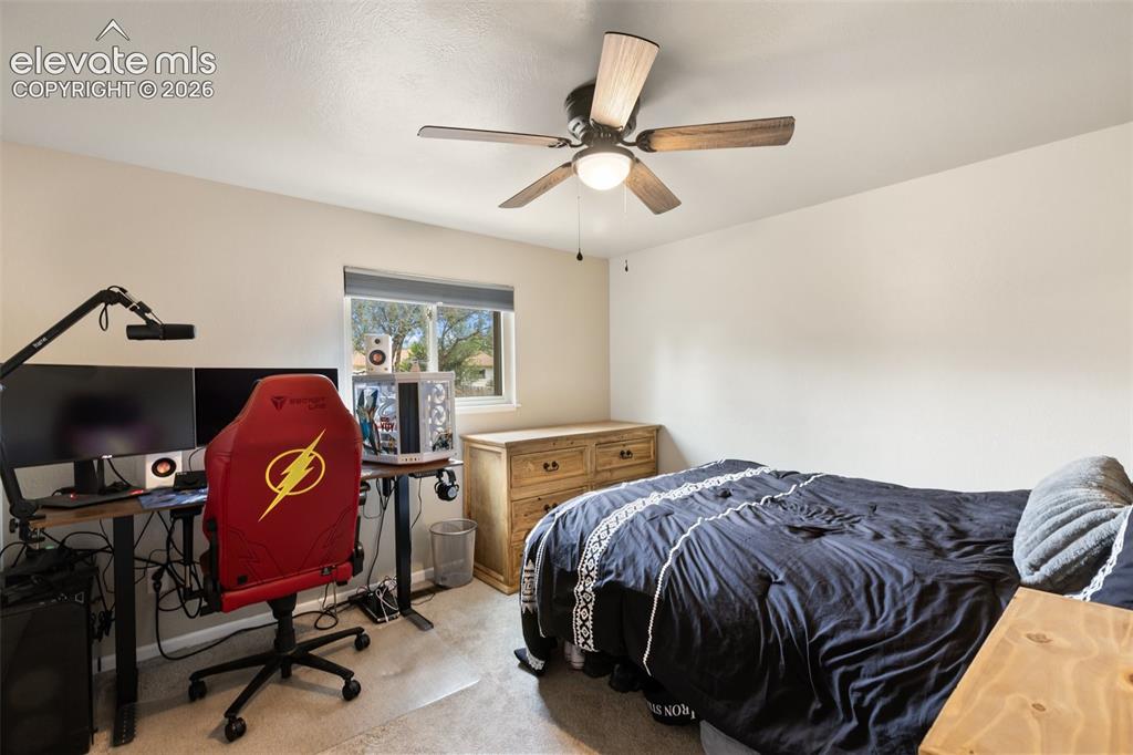 5221 Smokehouse Lane Colorado Springs CO 80917