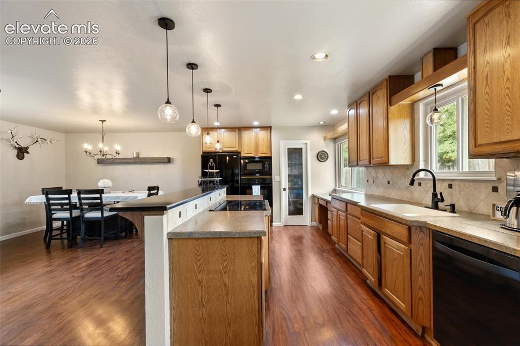 5221 Smokehouse Lane Colorado Springs CO 80917