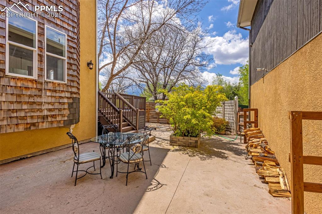 321 Graceland Grove Colorado Springs CO 80904