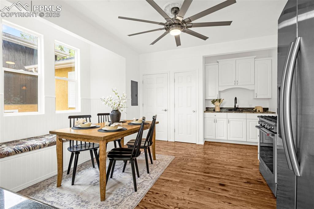 321 Graceland Grove Colorado Springs CO 80904