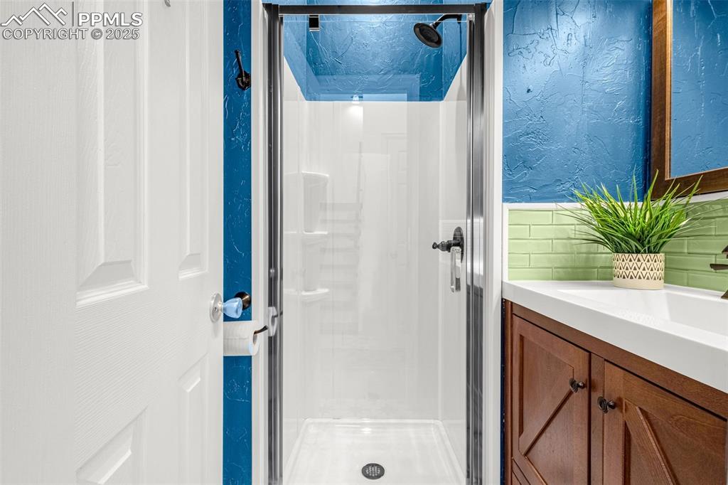 321 Graceland Grove Colorado Springs CO 80904