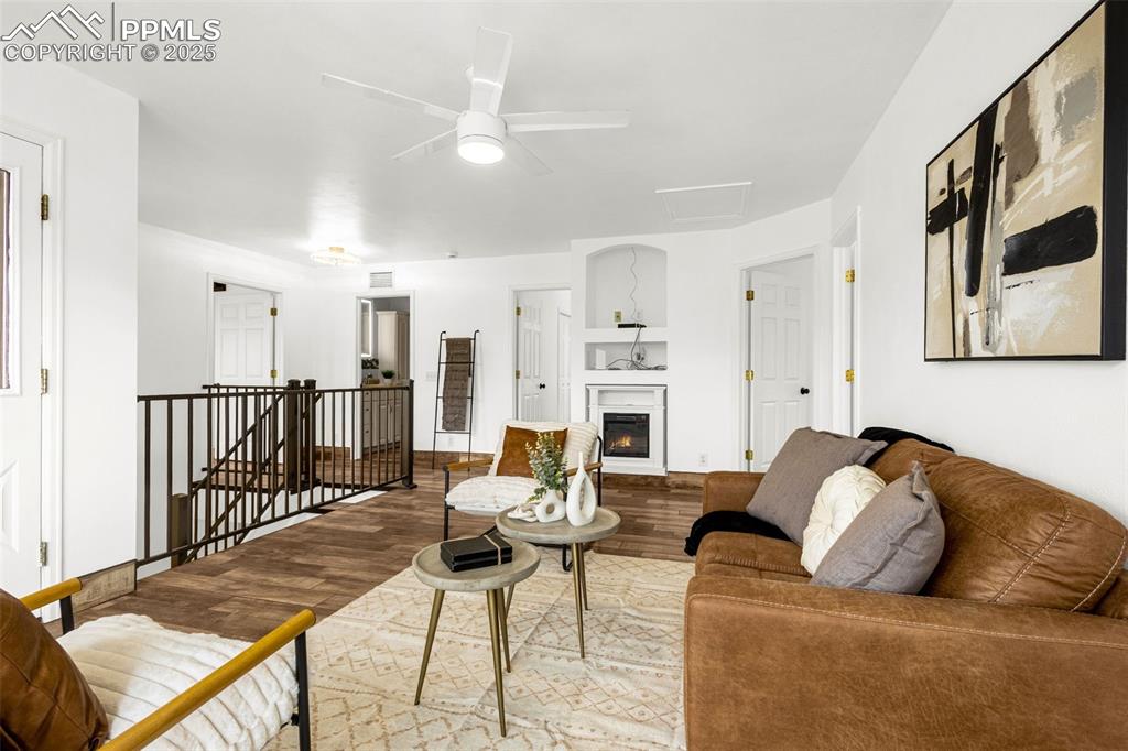 321 Graceland Grove Colorado Springs CO 80904