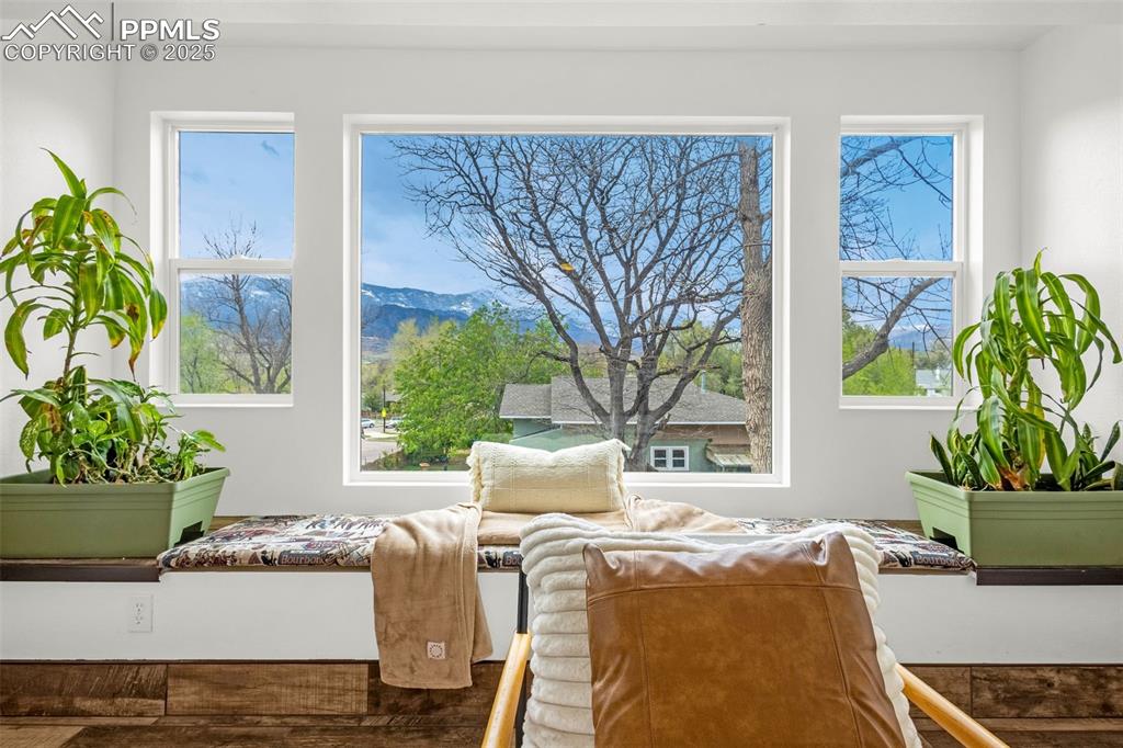 321 Graceland Grove Colorado Springs CO 80904