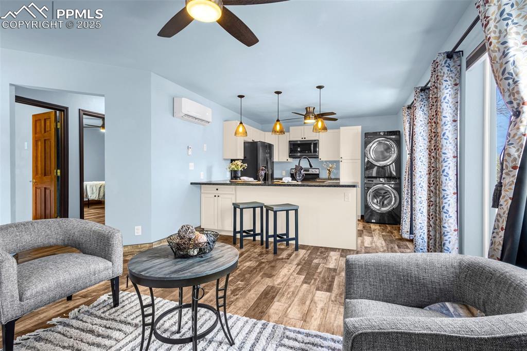 321 Graceland Grove Colorado Springs CO 80904