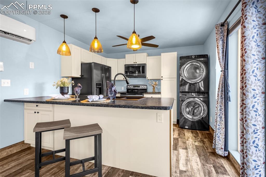 321 Graceland Grove Colorado Springs CO 80904