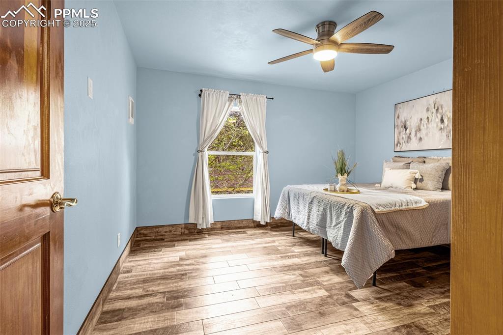 321 Graceland Grove Colorado Springs CO 80904