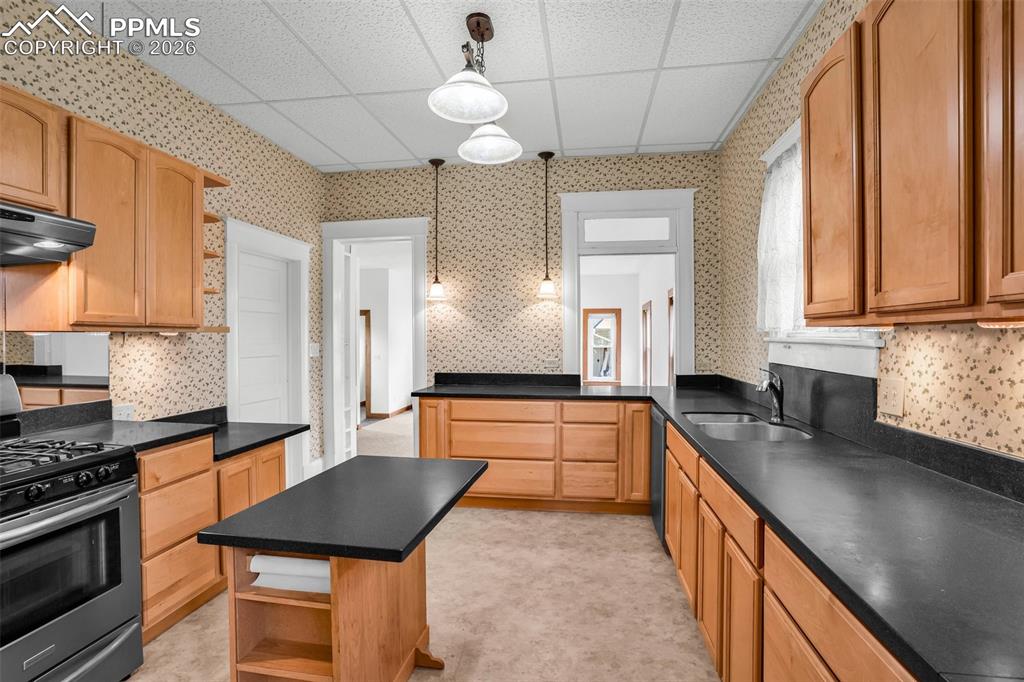 612 Lake Avenue Pueblo CO 81004