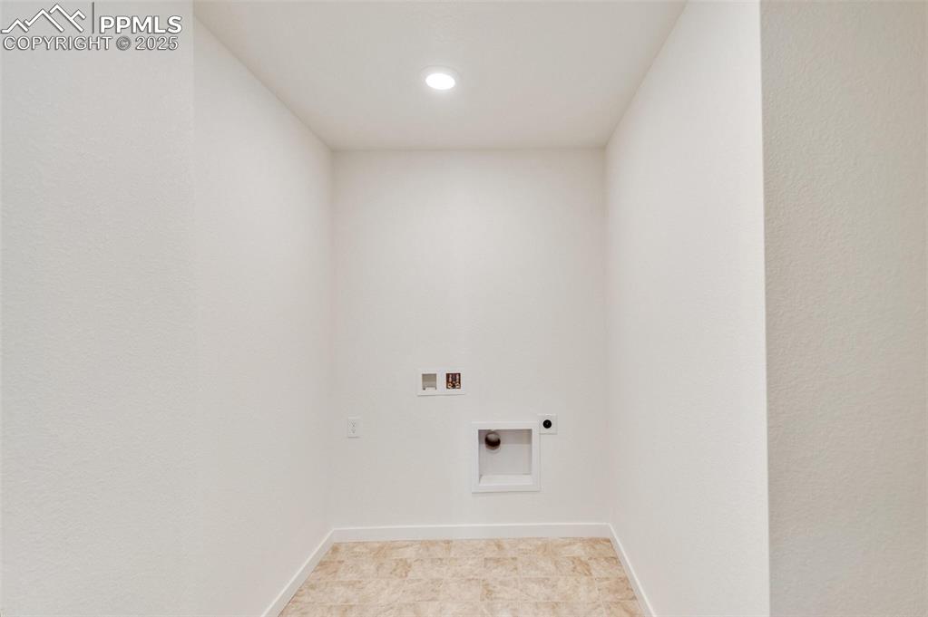 11726 Foraker Lane Colorado Springs CO 80925