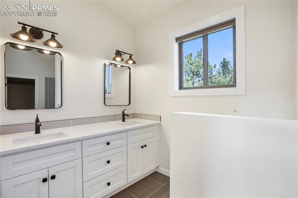 142 Hackamore Drive Florissant CO 80816