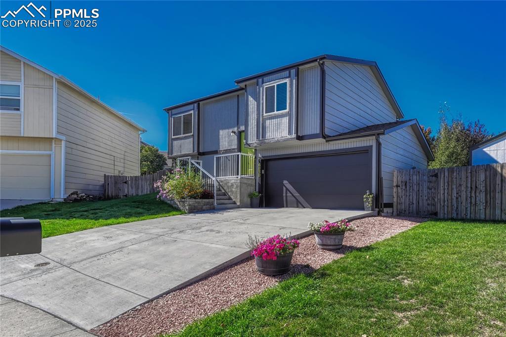 6030 Barnacle Court Colorado Springs CO 80918