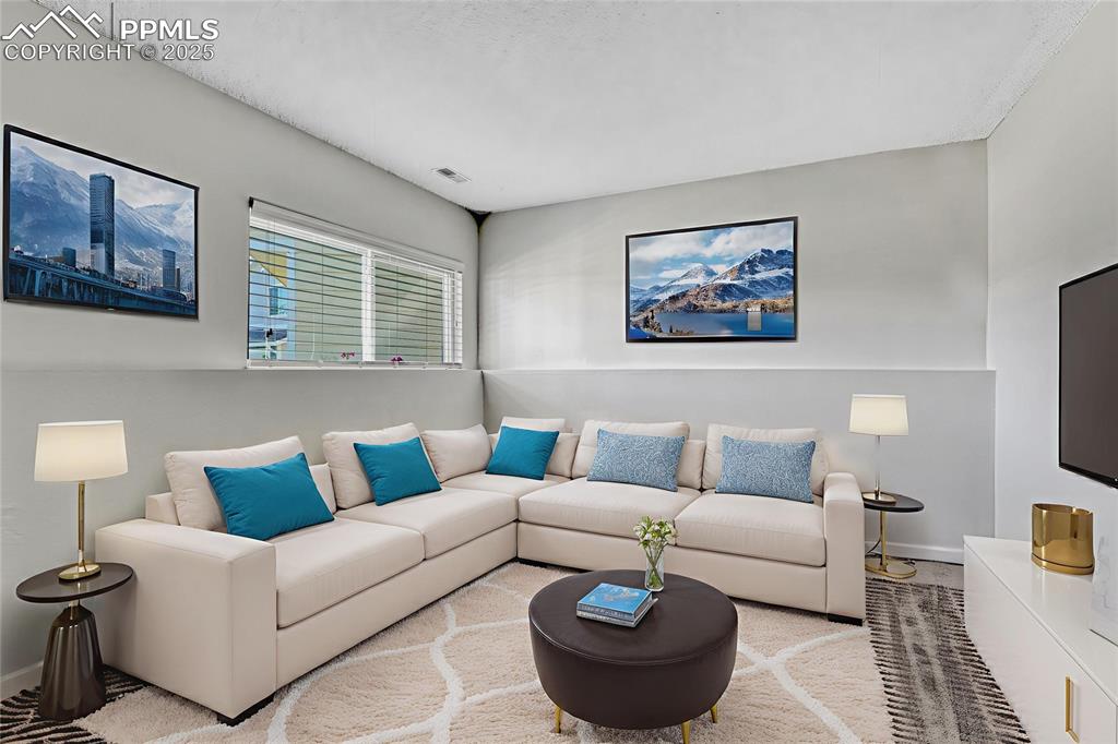 6030 Barnacle Court Colorado Springs CO 80918