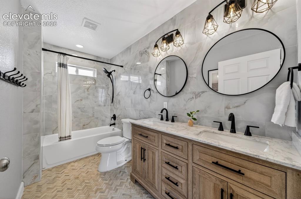 5353 Danville Court Colorado Springs CO 80922