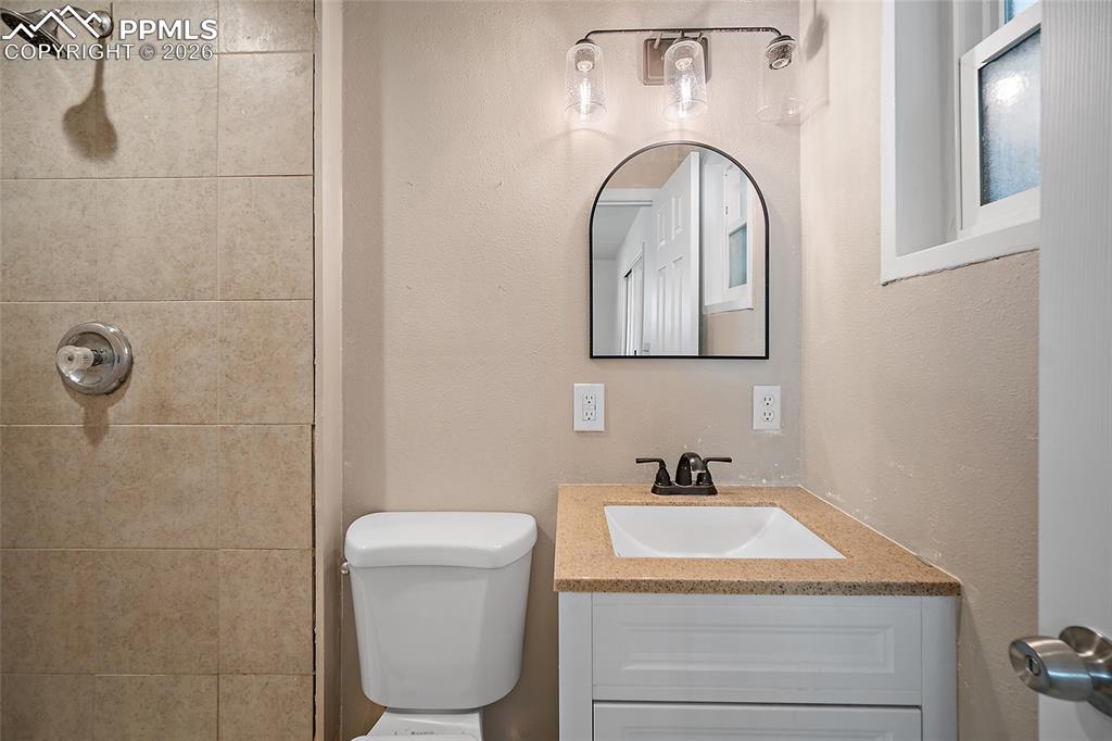 422 Hackberry Drive Colorado Springs CO 80911