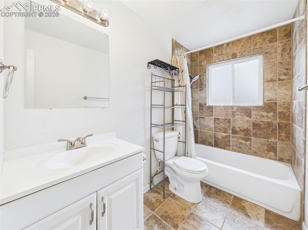 3915 Whittier Drive Colorado Springs CO 80910