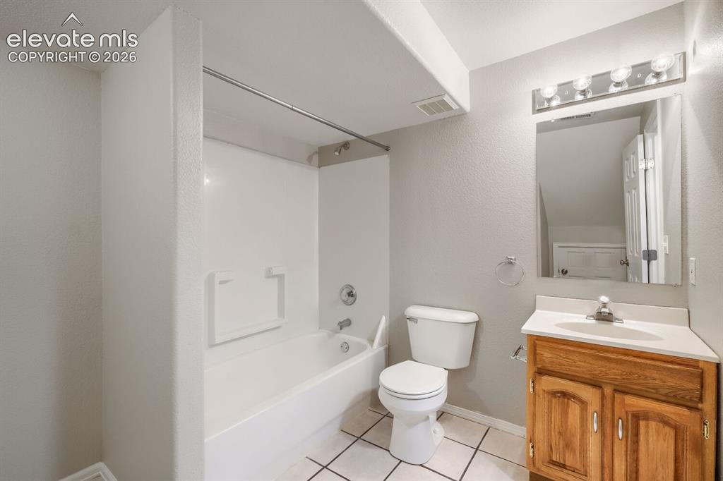 2476 Rocklin Drive Colorado Springs CO 80915