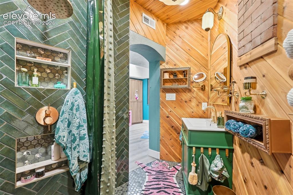 370 Ruxton Avenue Manitou Springs CO 80829