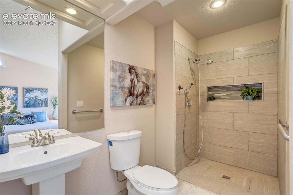 2 Cynthia Place Pueblo CO 81008