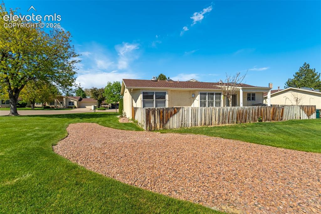 2 Cynthia Place Pueblo CO 81008