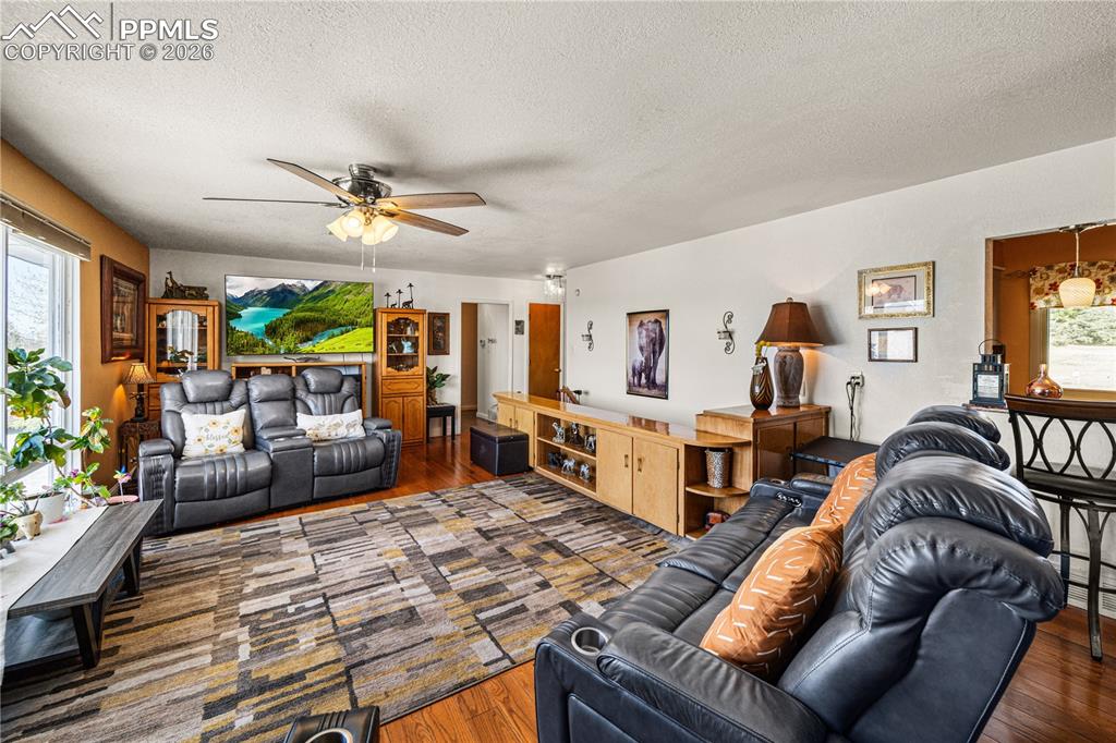 4011 Valley Drive Pueblo CO 81008