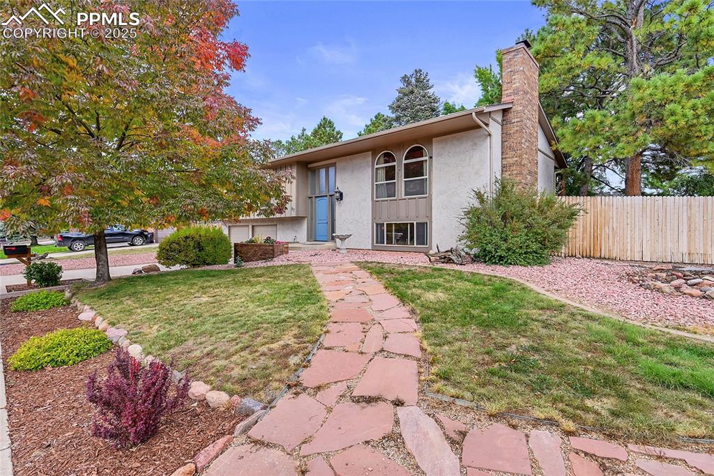 87 Raven Hills Court Colorado Springs CO 80919