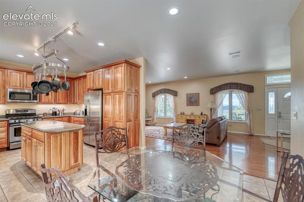 796 Knickerbocker Road Silver Cliff CO 81252