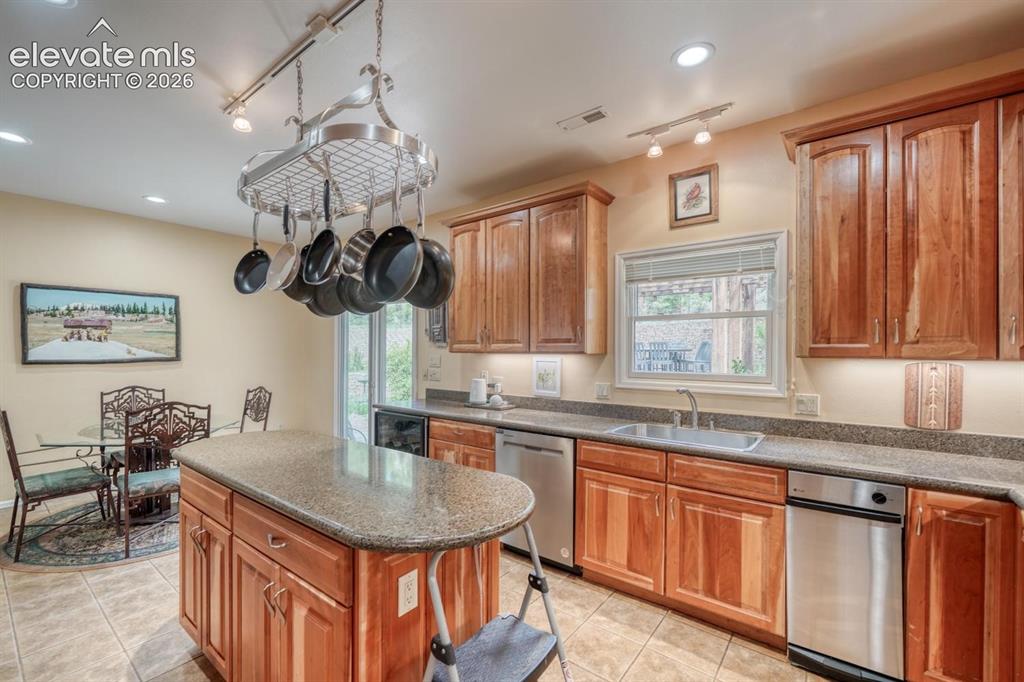 796 Knickerbocker Road Silver Cliff CO 81252