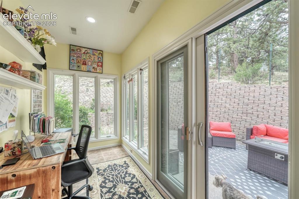 796 Knickerbocker Road Silver Cliff CO 81252