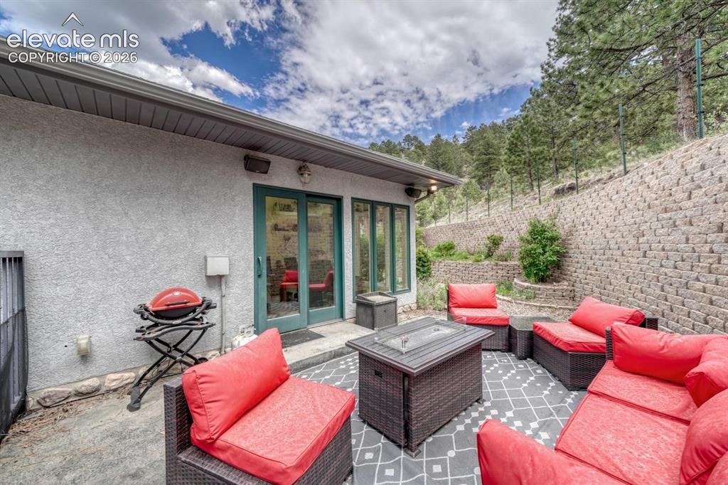 796 Knickerbocker Road Silver Cliff CO 81252