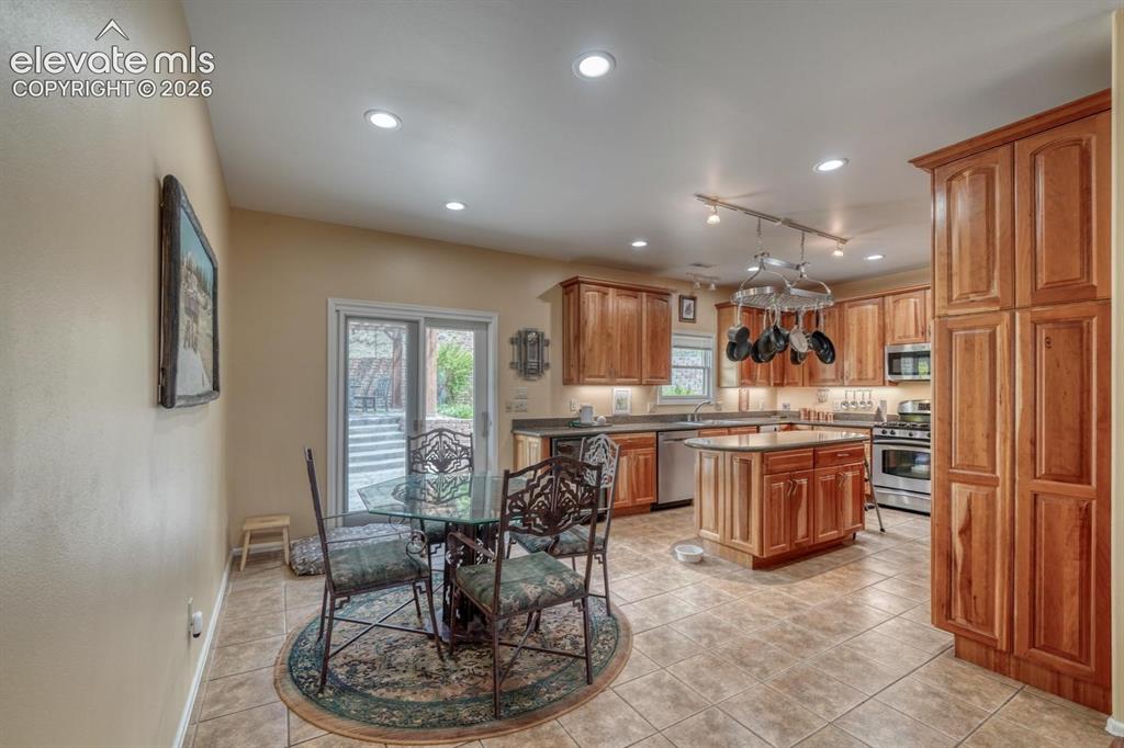 796 Knickerbocker Road Silver Cliff CO 81252