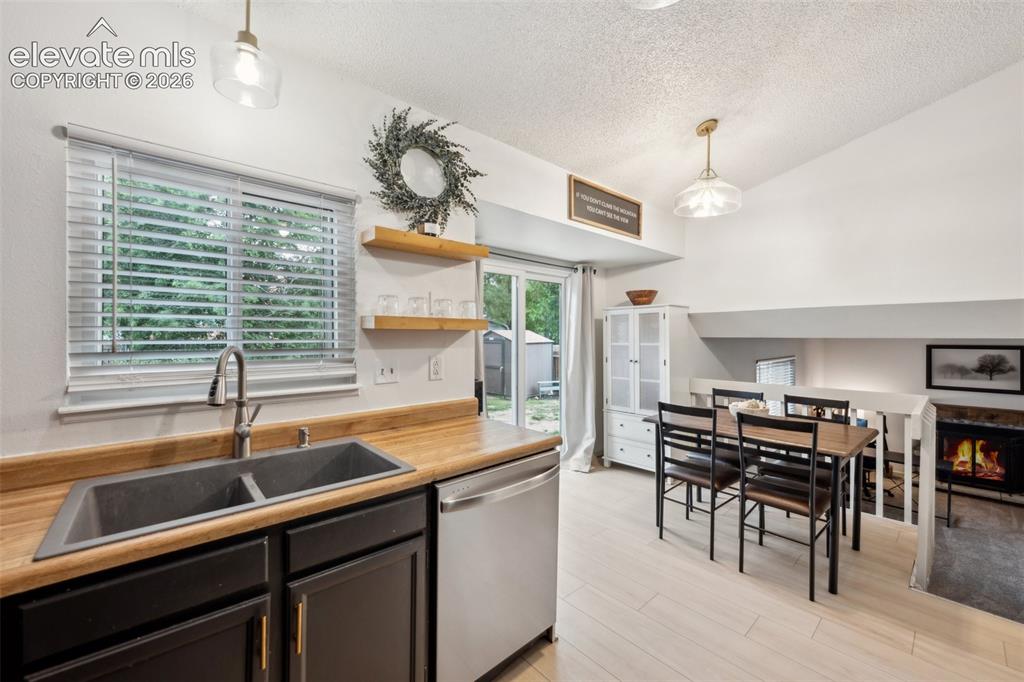 3335 Galleria Terrace Colorado Springs CO 80916