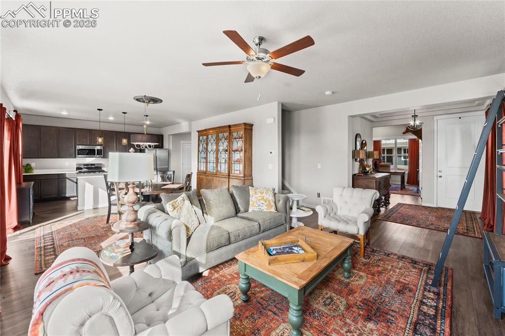 5204 Roundhouse Drive Colorado Springs CO 80925