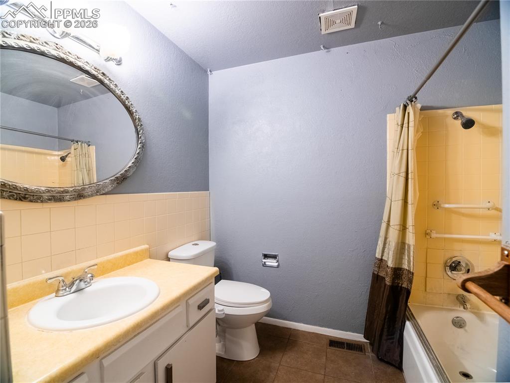 45 Belvista Court Pueblo CO 81001