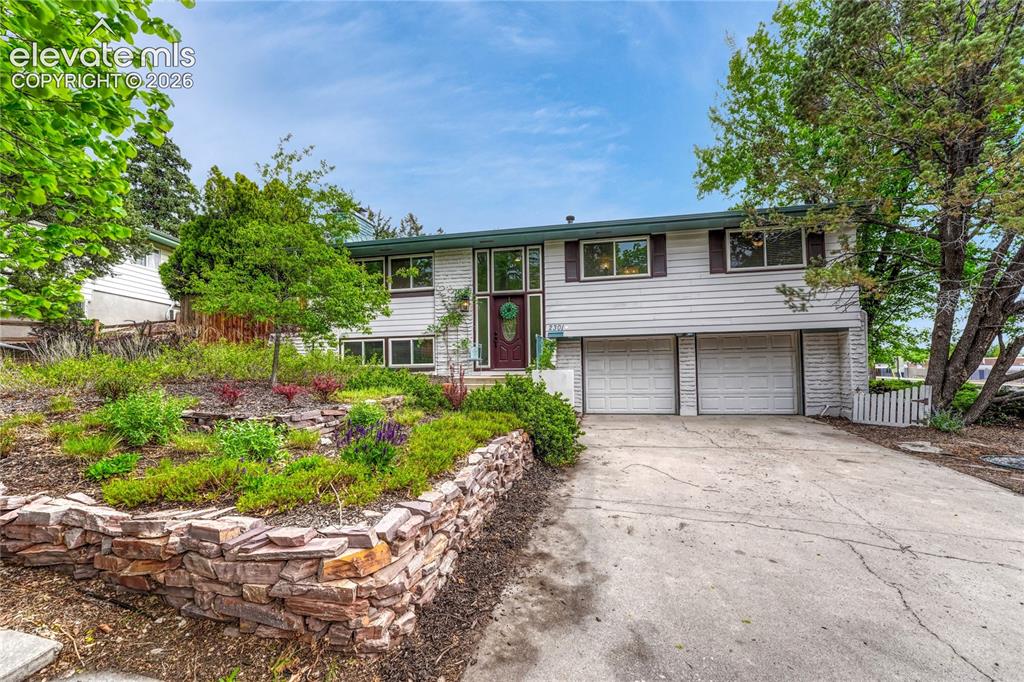 2301 Bedford Lane Colorado Springs CO 80909