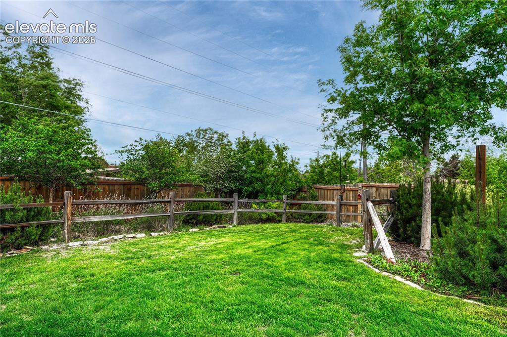 2301 Bedford Lane Colorado Springs CO 80909
