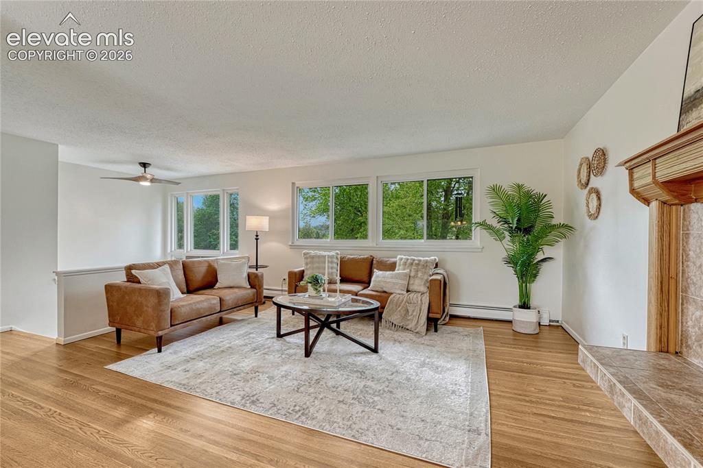 2301 Bedford Lane Colorado Springs CO 80909