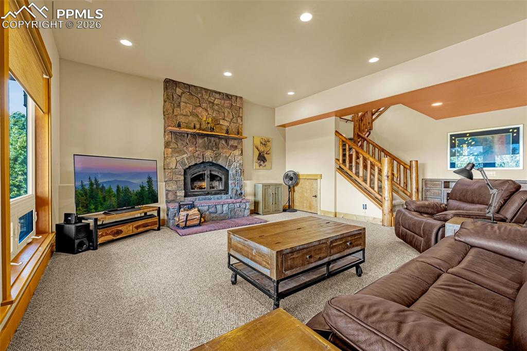 2638 N Mountain Estates Road Florissant CO 80816