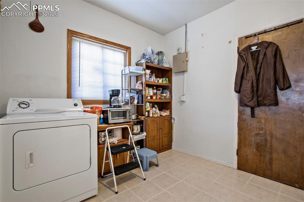212 Rose Drive Colorado Springs CO 80911