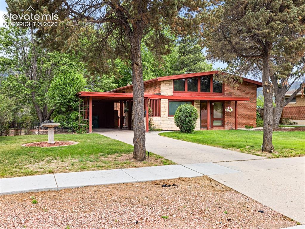 628 Castle Road Colorado Springs CO 80904