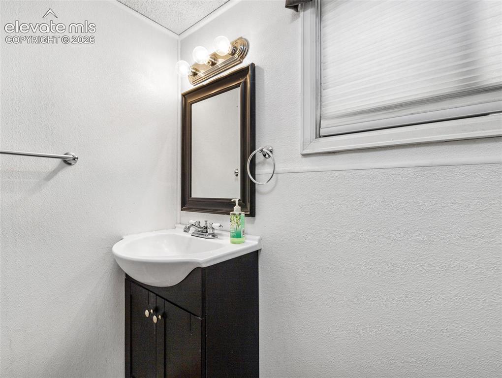 628 Castle Road Colorado Springs CO 80904