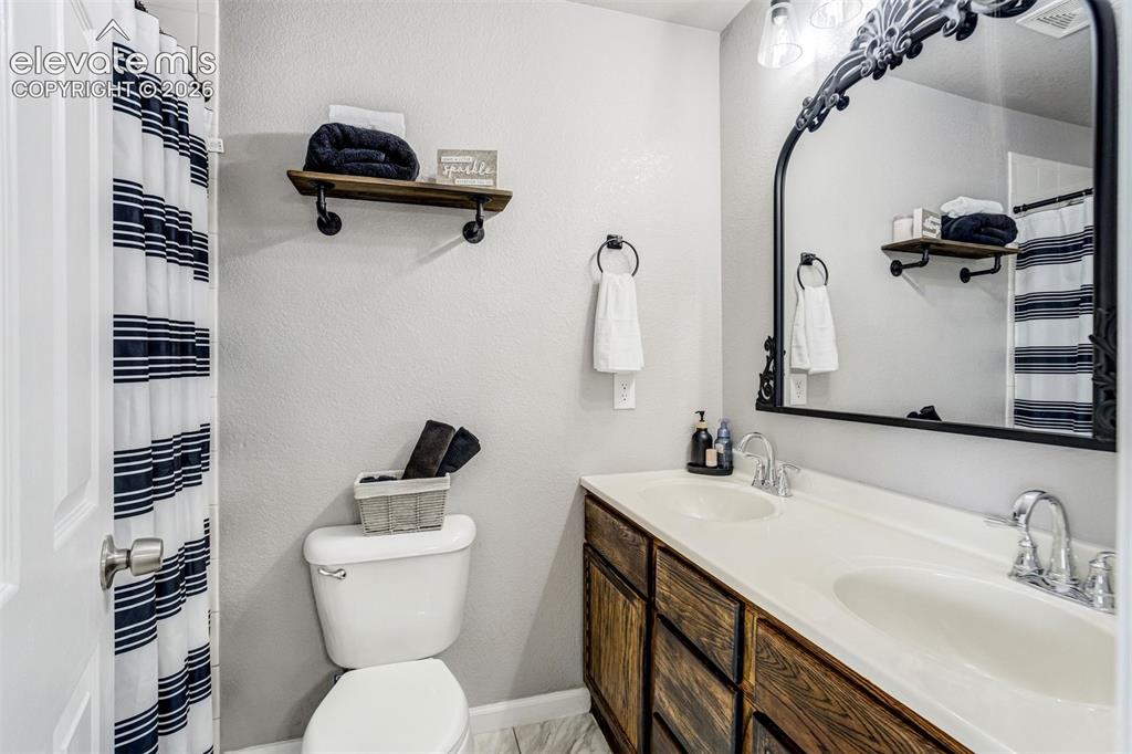 4880 Warbler Court Pueblo CO 81008