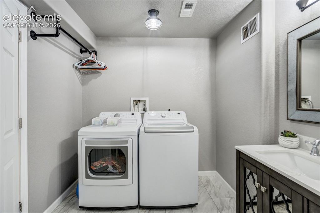 4880 Warbler Court Pueblo CO 81008