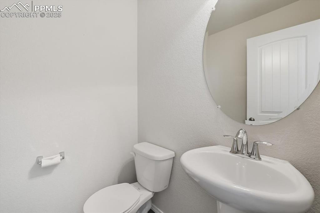 7325 Brush Thorn Lane Colorado Springs CO 80927