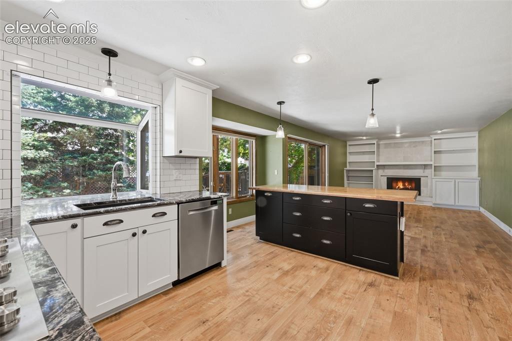 927 Oakwood Drive Castle Rock CO 80104