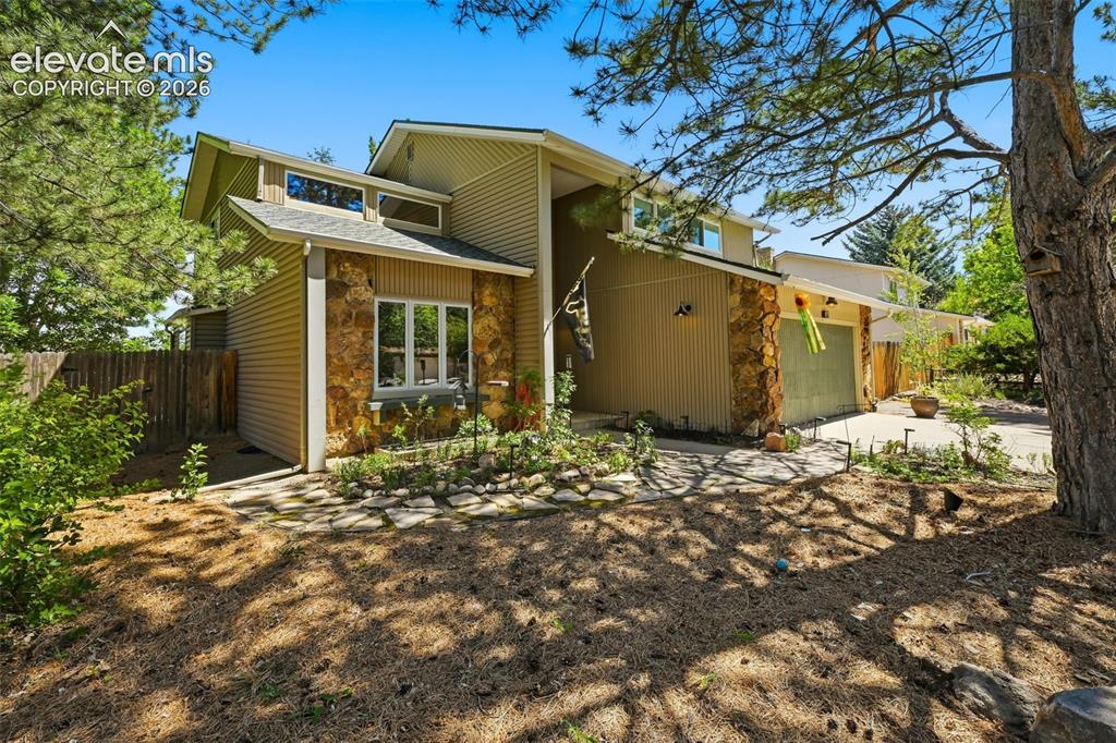 927 Oakwood Drive Castle Rock CO 80104