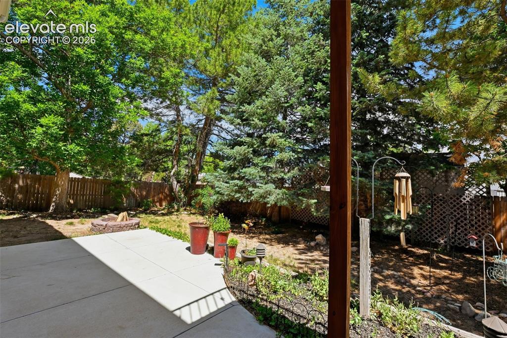927 Oakwood Drive Castle Rock CO 80104