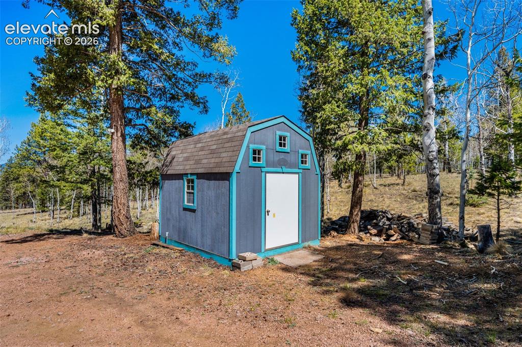 417 Beaver Creek Drive Florissant CO 80816
