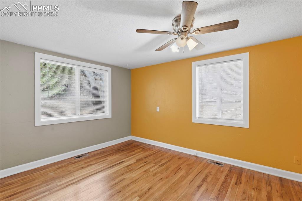 2002 Oak Way Colorado Springs CO 80906